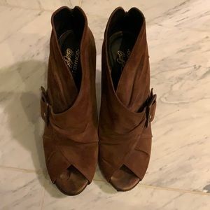 Donald Pliner suede booties size 7 M